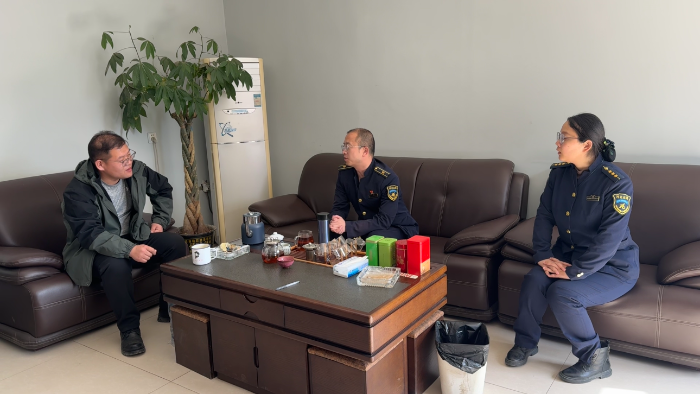 C:\Users\lenovo91\Desktop\走访1