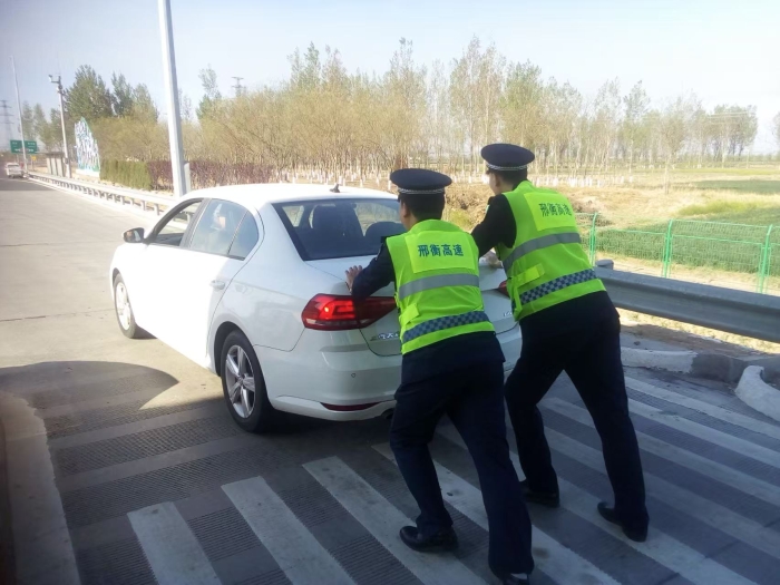 3fa9e9db8dd4fd564d05ad218b4a2a8