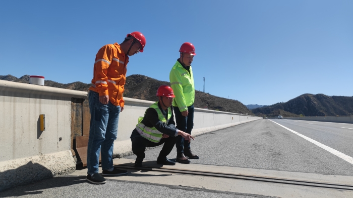 f85a9ee1d3436dc2bc0b3e53a5a9401